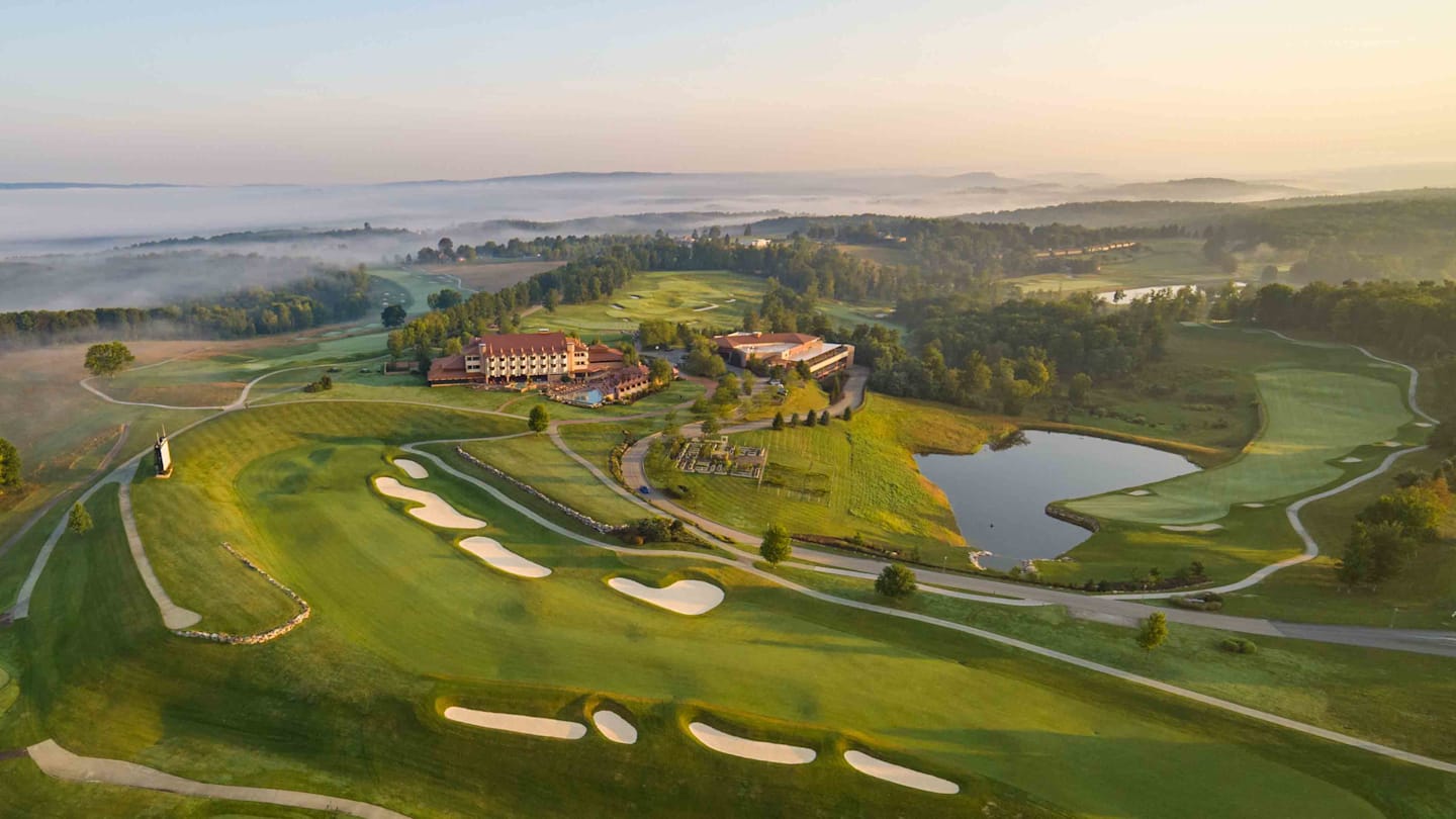 An Uncommon Luxury Getaway Awaits at This Pennsylvania Resort