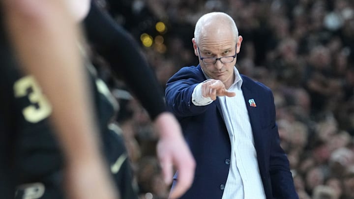 Apr 8, 2024; Glendale, Ariz, U.S.; Connecticut Huskies head coach Dan Hurley shouts at his team