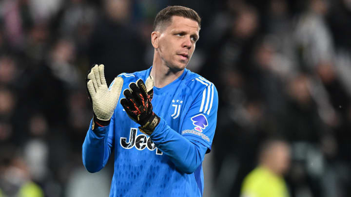 Wojciech Szczesny has decided to quit football