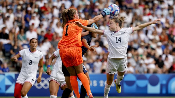 United States goalkeeper Alyssa Naeher (1) makes a save during the 2024 Paris Olympics. 