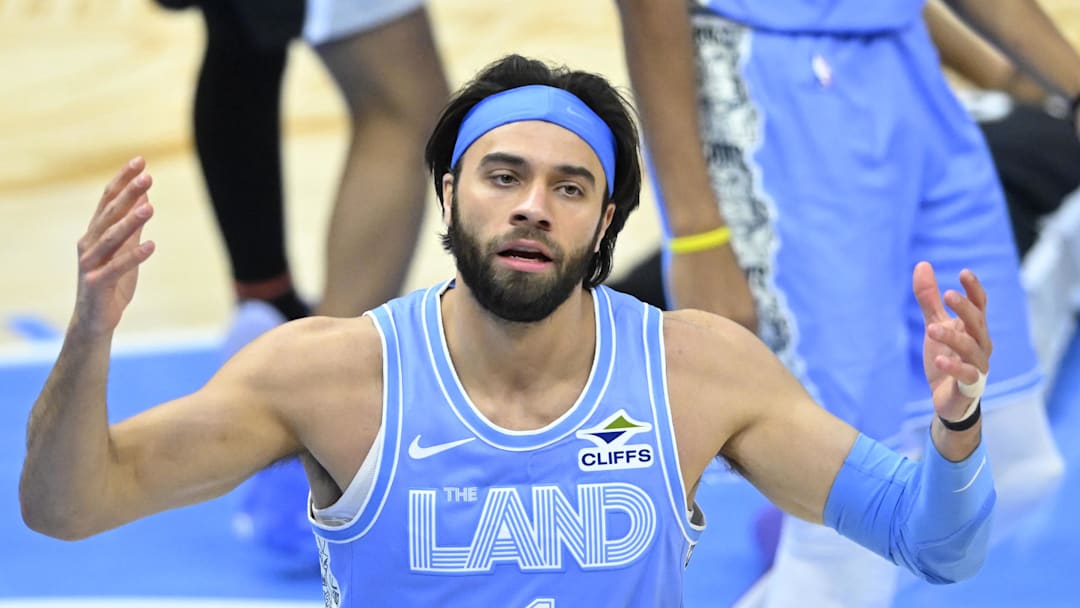 Mar 27, 2025; Cleveland, Ohio, USA; Cleveland Cavaliers guard Max Strus (1) reacts in the fourth quarter against the San Antonio Spurs at Rocket Arena. Mandatory Credit: David Richard-Imagn Images