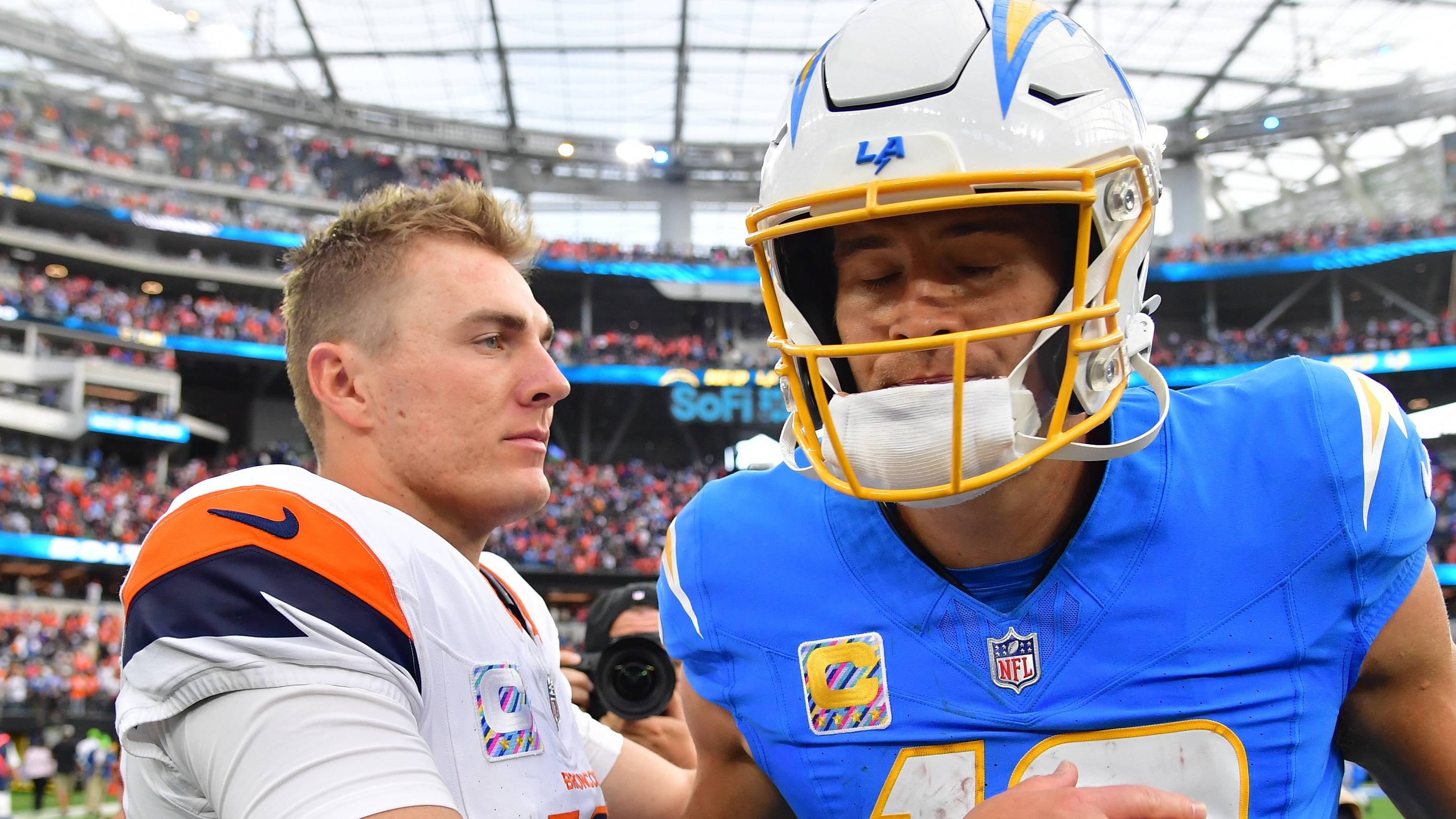 Oregon Ducks Quarterback Clash Headlines Exciting NFL Week 5 Slate