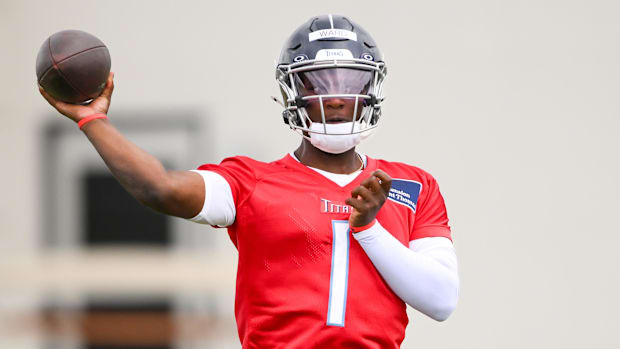 Tennessee Titans quarterback Cam Ward