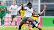 Johan Bakayoko ist mit der PSV in die Sommer-Vorbereitung gestartet
