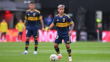 Barracas Central v Boca Juniors - Torneo Clausura Betano 2025