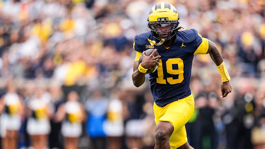 Michigan quarterback Bryce Underwood (19) runs against Central Michigan during the first half at Michigan Stadium in Ann Arbor on Saturday, Sept. 13, 2025.