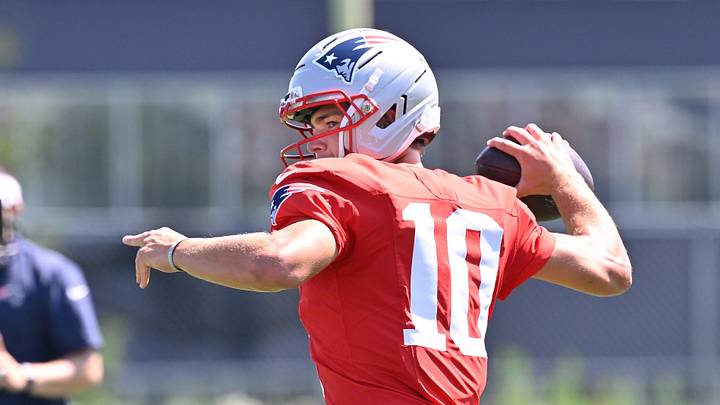 Jul 28, 2025; Foxborough, MA, USA; New England Patriots quarterback Drake Maye (10) throws a pass during training camp at Gillette Stadium. Mandatory Credit: Eric Canha-Imagn Images