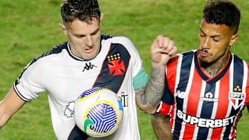Vasco da Gama e São Paulo duelam pelo Brasileirão 2025
