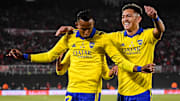 Sebastián Villa baila en el Monumental y le da la victoria a Boca Juniors.