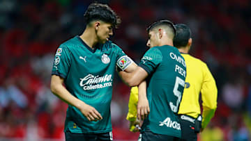  Víctor Guzmán y Erick Gutiérrez saldrían de Chivas para 2025