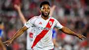 El delantero colombiano Miguel Borja del River Plate está en carpeta del Necaxa para el Clausura 2025