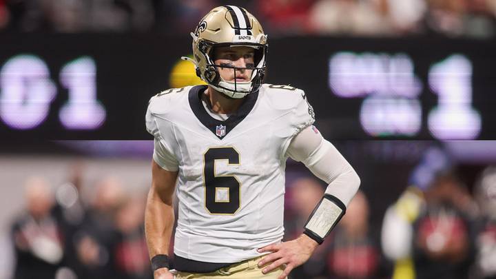 Jan 4, 2026; Atlanta, Georgia, USA; New Orleans Saints quarterback Tyler Shough (6) in action against the Atlanta Falcons in the third quarter at Mercedes-Benz Stadium. Mandatory Credit: Brett Davis-Imagn Images