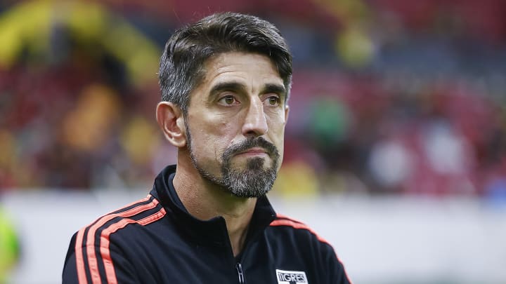 Veljko Paunovic tendrá que modificar su alineación para el partido contra Chivas