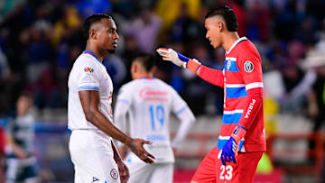 Los colombianos Willer Ditta y Kevin Mier de Cruz Azul son pilares en el esquema del argentino Martín Anselmi