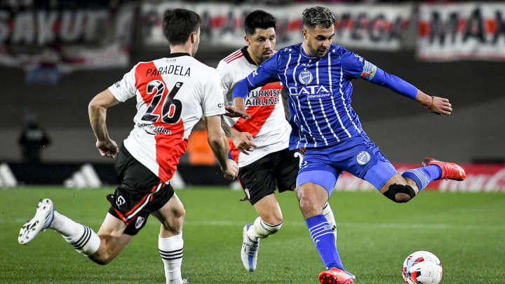 River Plate v Godoy Cruz - Liga Profesional 2022