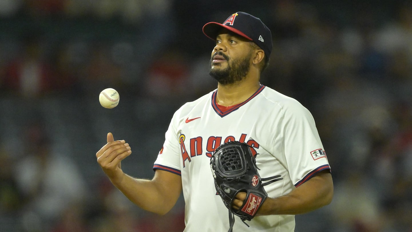 MLB Trade Deadline Nears With Braves, Padres Considering Major Moves