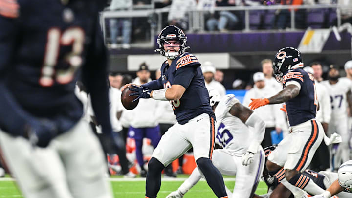 Caleb Williams searches for a receiver against Minnesota last season.