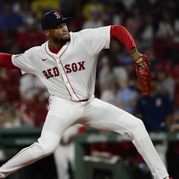 Jun 30, 2025; Boston, Massachusetts, USA; Boston Red Sox relief pitcher Jorge Alcala (71) pitches during the ninth inning against the Cincinnati Reds at Fenway Park. Mandatory Credit: Bob DeChiara-Imagn Images