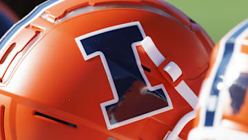 Oct 1, 2022; Madison, Wisconsin, USA;  Illinois Fighting Illini logo on a helmet during warmups prior to the game against the Wisconsin Badgers at Camp Randall Stadium. Mandatory Credit: Jeff Hanisch-Imagn Images