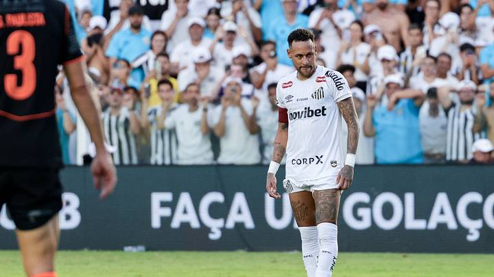 Neymar deve ser titular contra o Remo Neymar deve ser titular contra o Remo