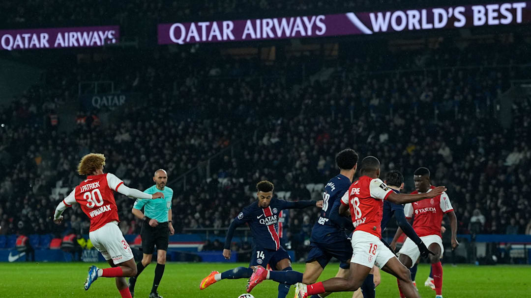 Sport: Paris Saint-Germain FC v Stade de Reims - Ligue 1 McDonald's