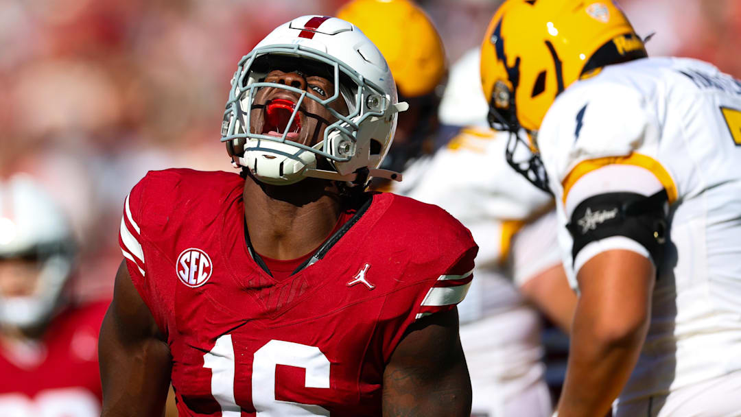 Oklahoma defensive end Danny Okoye celebrates after registering a sack against Kent State.