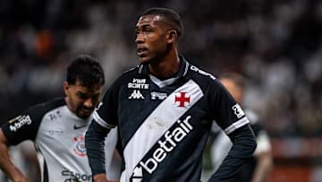 Corinthians calou o Maracanã com mais de 60 mil pessoas