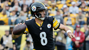 Cleveland Browns v Pittsburgh Steelers