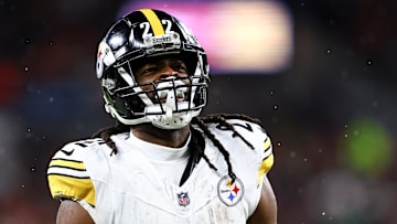 Pittsburgh Steelers v Cleveland Browns