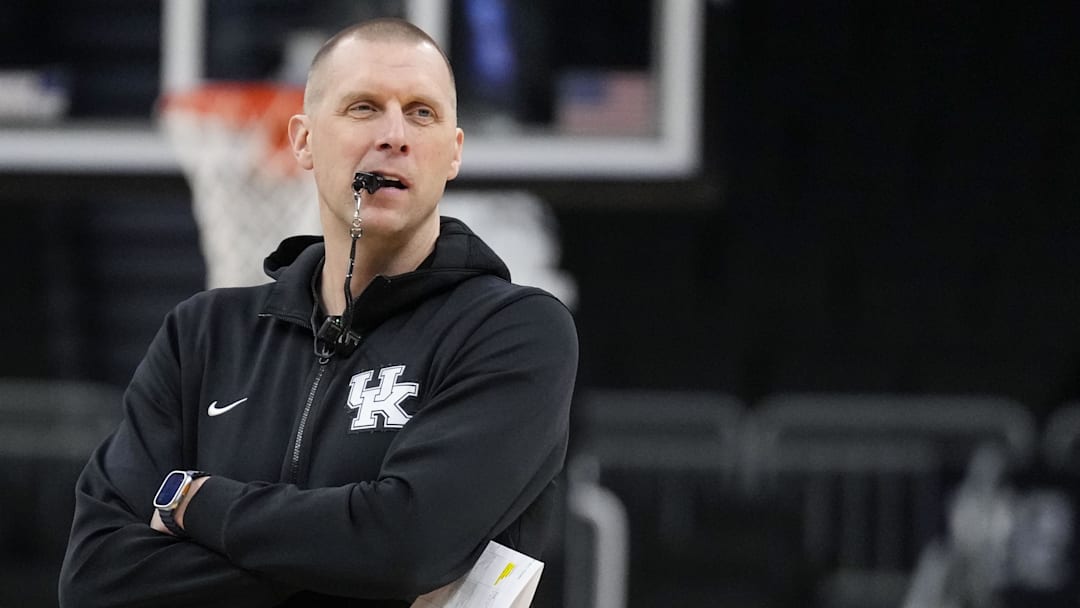Kentucky Wildcats head coach Mark Pope