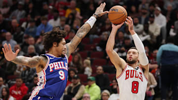 Philadelphia 76ers v Chicago Bulls