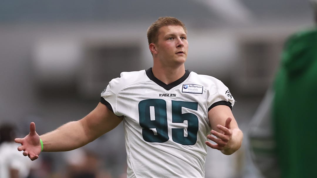 May 28, 2025; Philadelphia, PA, USA; Philadelphia Eagles defensive tackle Ty Robinson (95) warms up during OTAs at NovaCare Complex. Mandatory Credit: Bill Streicher-Imagn Images