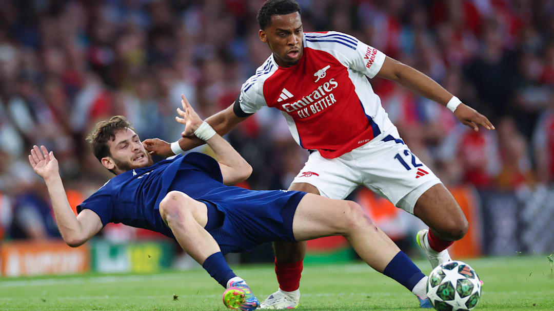 Arsenal FC v Paris Saint-Germain - UEFA Champions League 2024/25 Semi Final First Leg