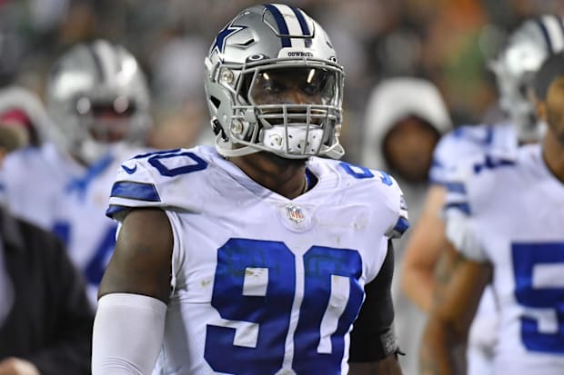 Dallas Cowboys defensive end DeMarcus Lawrence 
