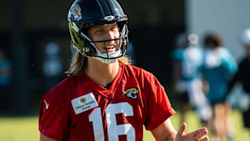 Jacksonville Jaguars quarterback Trevor Lawrence (16) taks with a receiver during an NFL training camp fourth session at the Miller Electric Center, Sunday, July 27, 2025, in Jacksonville, Fla. [Doug Engle/Florida Times-Union]