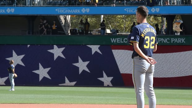 Why This Star Rookie Is Brewers #39 World Series #39 X Factor #39