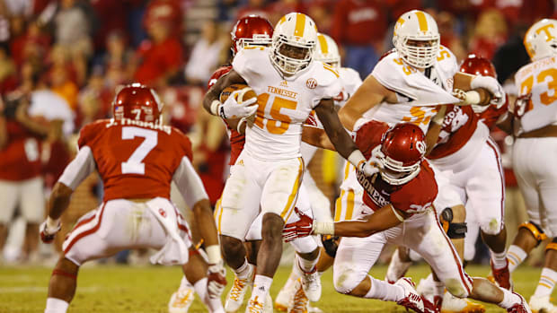 Tennessee plays at Oklahoma in 2014