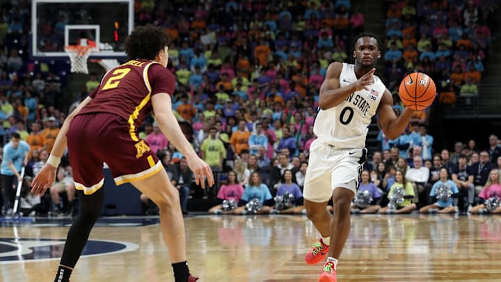 Jan 27, 2024; University Park, Pennsylvania, USA; Penn State Nittany Lions guard Kanye Clary (0) passes the ball as Minnesota Golden Gophers guard Mike Mitchell Jr (2) defends during the first half at Bryce Jordan Center. Minnesota defeated Penn State 83-74. Mandatory Credit: Matthew O'Haren-Imagn Images