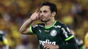 Raphael Veiga é um dos grandes nomes do Palmeiras na temporada.