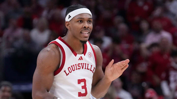 Bet on Louisville to win and cover against Tennessee in Tuesday's college basketball action.