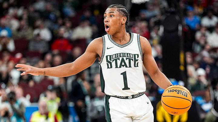 Michigan State guard Jeremy Fears Jr. (1) looks to pass the ball against UCLA during the first half of Big Ten tournament quarterfinal at United Center in Chicago on Friday, March 13, 2026.