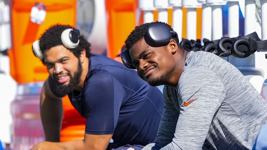 Rome Odunze and Caleb Williams will lead the new-look Chicago Bears this season.  | Gregory Fisher-Imagn Images