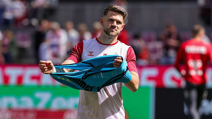 Jan Thielmann bleibt beim 1. FC Köln Jan Thielmann bleibt beim 1. FC Köln