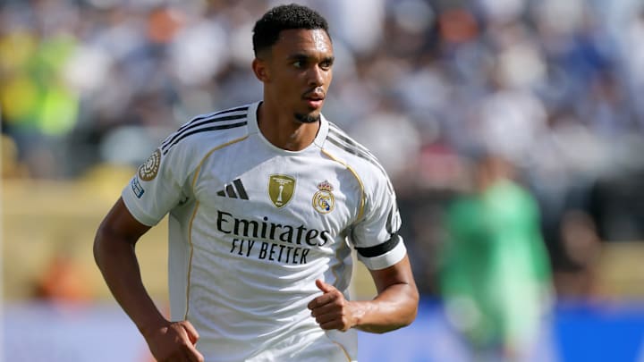 Trent Alexander-Arnold não foi a campo no MetLife Trent Alexander-Arnold não foi a campo no MetLife