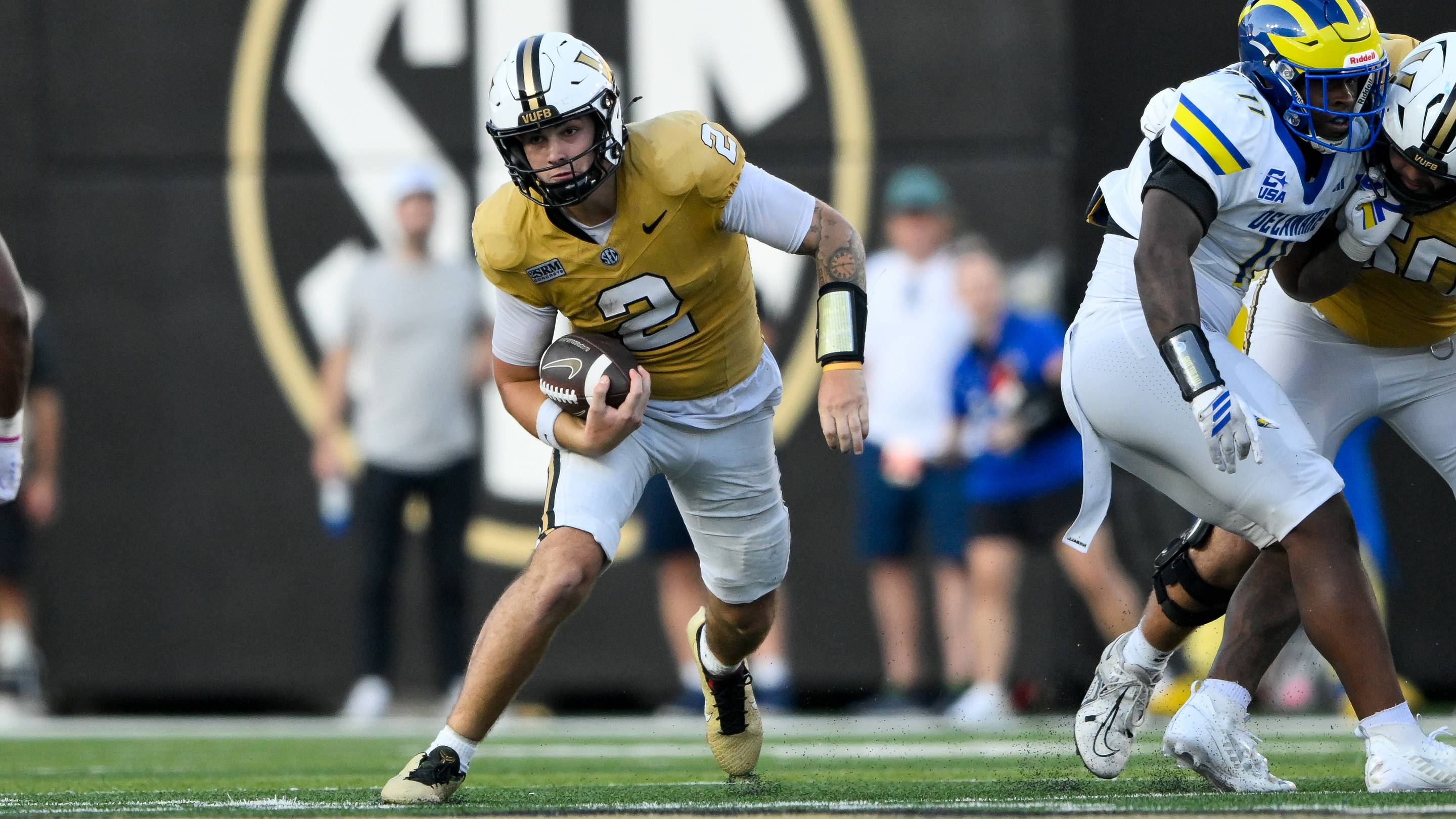 The Key To Jared Curtis Winning Vanderbilt Football's Starting Job? He Never Flinched