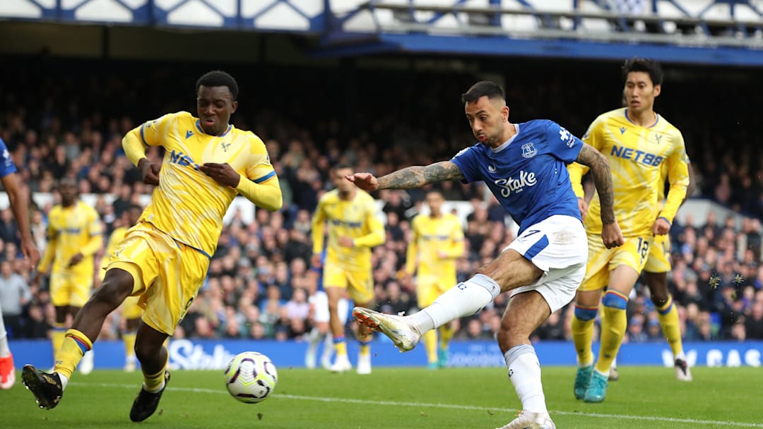 Everton FC v Crystal Palace FC - Premier League