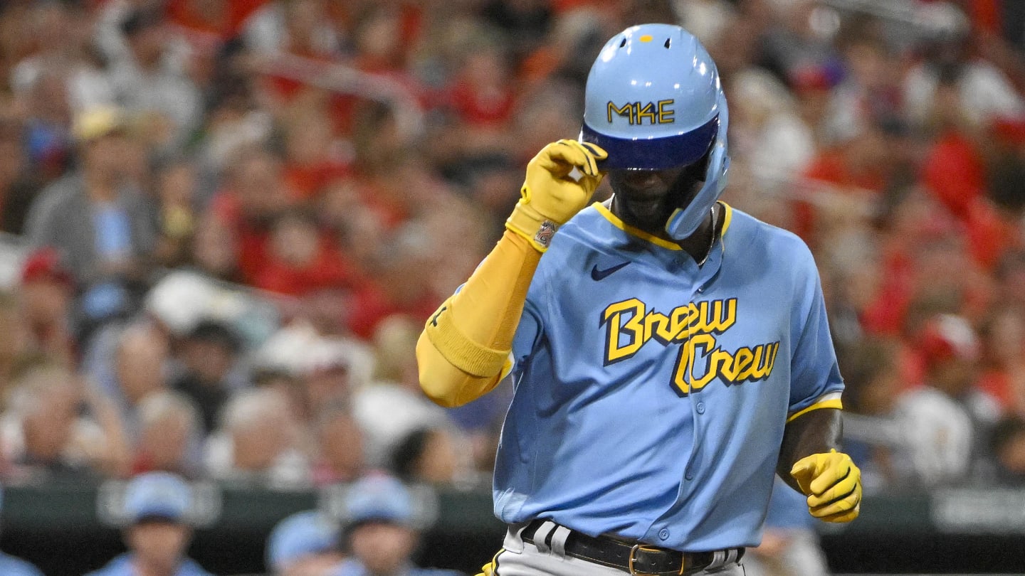Brewers have deal with free agent outfielder Andrew McCutchen