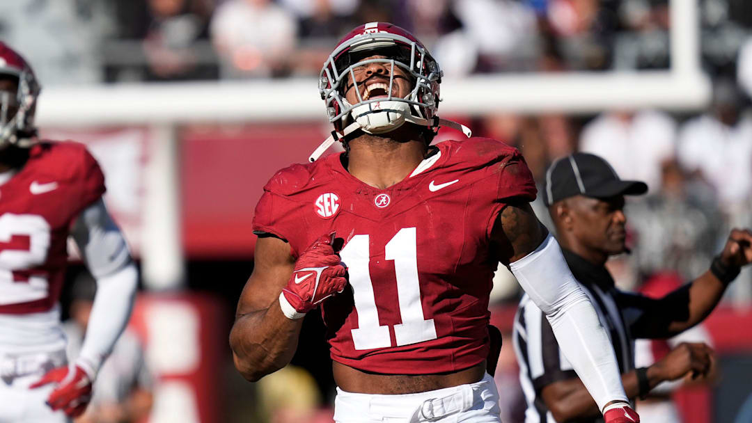 The Atlanta Falcons hope to get the next Micah Parsons in Alabama's Jihaad Campbell in ESPN's seven-round NFL mock draft. 