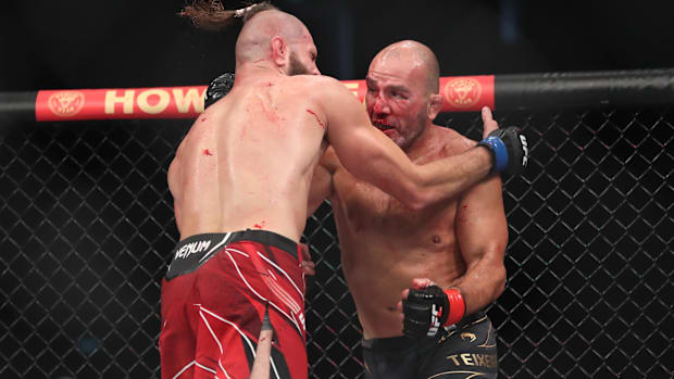 Glover Teixeira Ponders UFC Return after Talking with Alex Pereira