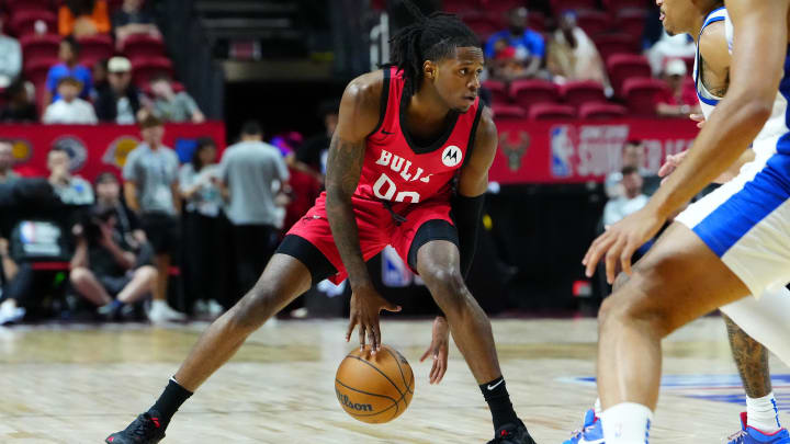 Jul 14, 2024; Las Vegas, NV, USA; Chicago Bulls guard DJ Steward (00) dribbles against the Golden State Warriors during the second quarter at Thomas & Mack Center. 